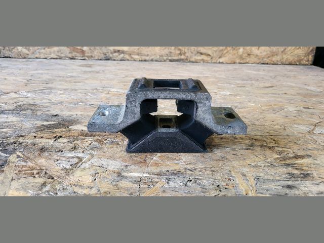 bontott RENAULT MASTER Váltó Tartó Bak (Pozíciófüggetlen)